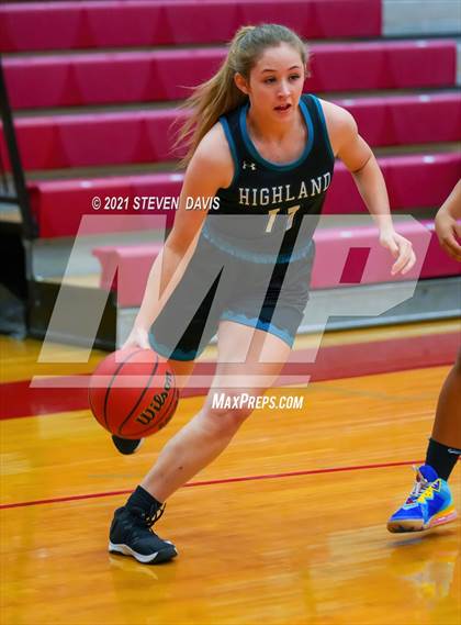 Thumbnail 2 in Poston Butte vs. Highland (Lady Blackhawk Invitational) photogallery.