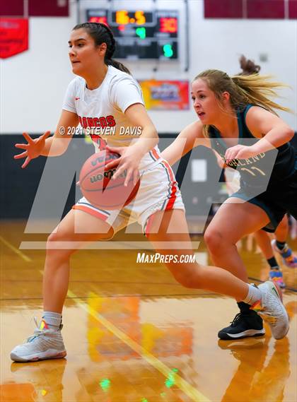 Thumbnail 2 in Poston Butte vs. Highland (Lady Blackhawk Invitational) photogallery.