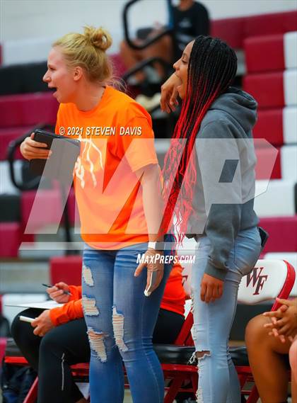 Thumbnail 2 in Poston Butte vs. Highland (Lady Blackhawk Invitational) photogallery.