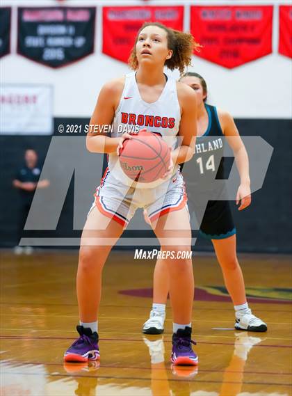 Thumbnail 3 in Poston Butte vs. Highland (Lady Blackhawk Invitational) photogallery.