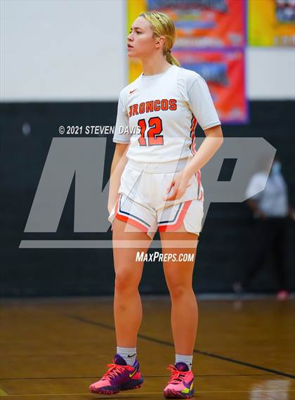 Thumbnail 1 in Poston Butte vs. Highland (Lady Blackhawk Invitational) photogallery.