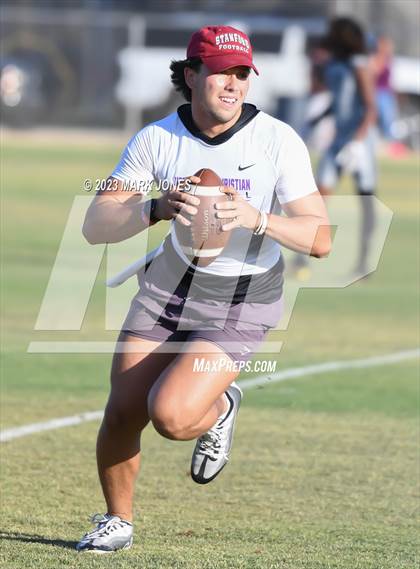 Thumbnail 1 in Northwest Christian vs. Moon Valley (O'Connor 7v7) photogallery.