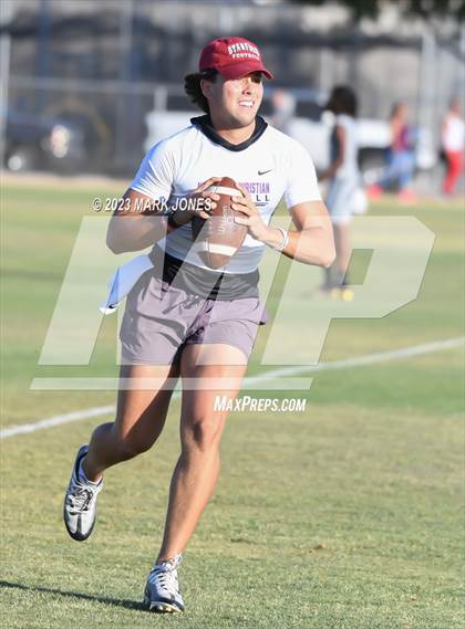 Thumbnail 2 in Northwest Christian vs. Moon Valley (O'Connor 7v7) photogallery.