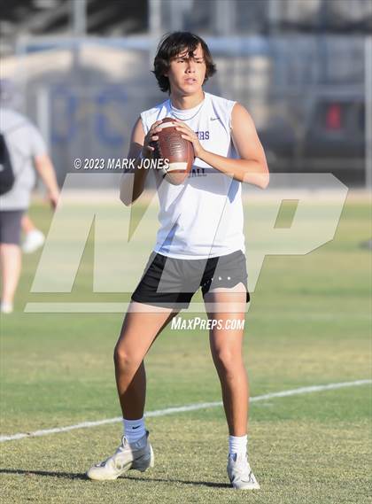 Thumbnail 3 in Northwest Christian vs. Moon Valley (O'Connor 7v7) photogallery.