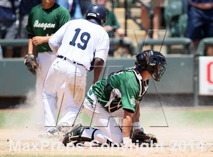 Thumbnail 3 in Flower Mound vs. Reagan (UIL 5A Final) photogallery.