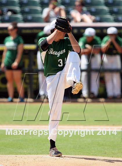 Thumbnail 2 in Flower Mound vs. Reagan (UIL 5A Final) photogallery.