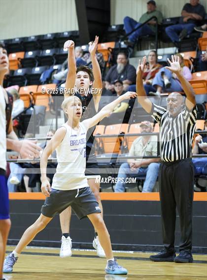 Thumbnail 1 in JV: Broaddus @ Gary (Scrimmage) photogallery.