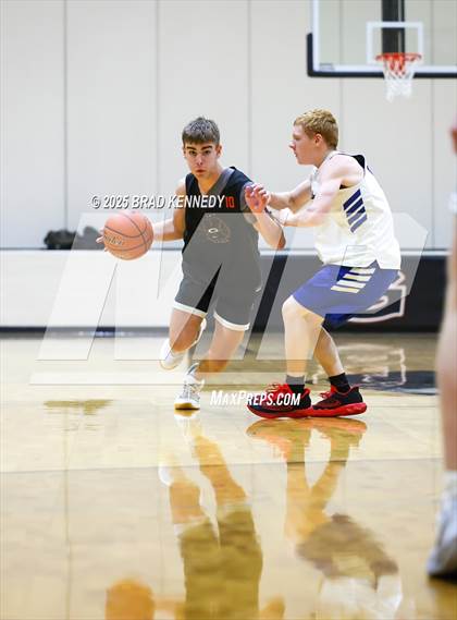 Thumbnail 2 in JV: Broaddus @ Gary (Scrimmage) photogallery.