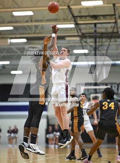 Thumbnail 2 in West Allis Central vs. Westosha Central (WIAA Division 1 Third Round) photogallery.