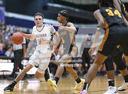 Thumbnail 2 in West Allis Central vs. Westosha Central (WIAA Division 1 Third Round) photogallery.