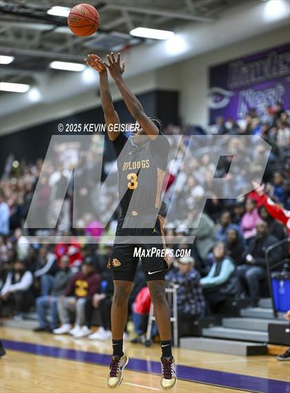 Thumbnail 2 in West Allis Central vs. Westosha Central (WIAA Division 1 Third Round) photogallery.