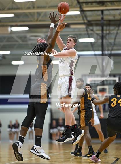Thumbnail 1 in West Allis Central vs. Westosha Central (WIAA Division 1 Third Round) photogallery.