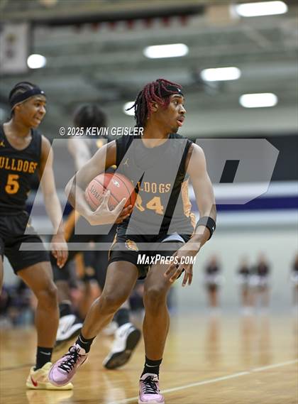 Thumbnail 3 in West Allis Central vs. Westosha Central (WIAA Division 1 Third Round) photogallery.