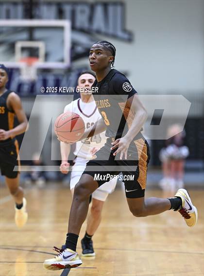 Thumbnail 2 in West Allis Central vs. Westosha Central (WIAA Division 1 Third Round) photogallery.