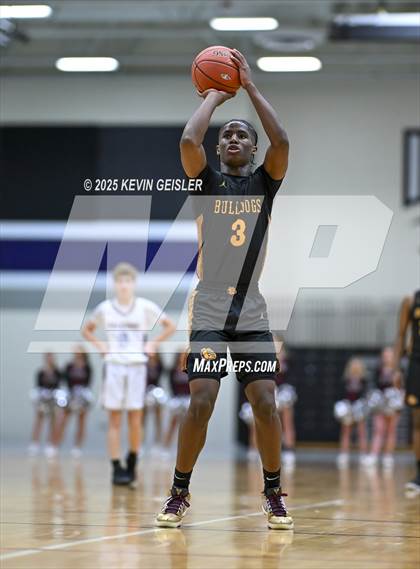 Thumbnail 3 in West Allis Central vs. Westosha Central (WIAA Division 1 Third Round) photogallery.