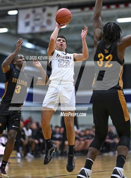 Thumbnail 2 in West Allis Central vs. Westosha Central (WIAA Division 1 Third Round) photogallery.