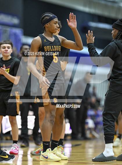 Thumbnail 2 in West Allis Central vs. Westosha Central (WIAA Division 1 Third Round) photogallery.