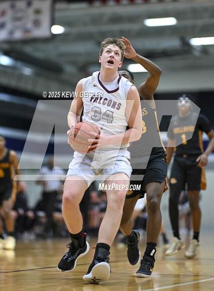 Thumbnail 2 in West Allis Central vs. Westosha Central (WIAA Division 1 Third Round) photogallery.
