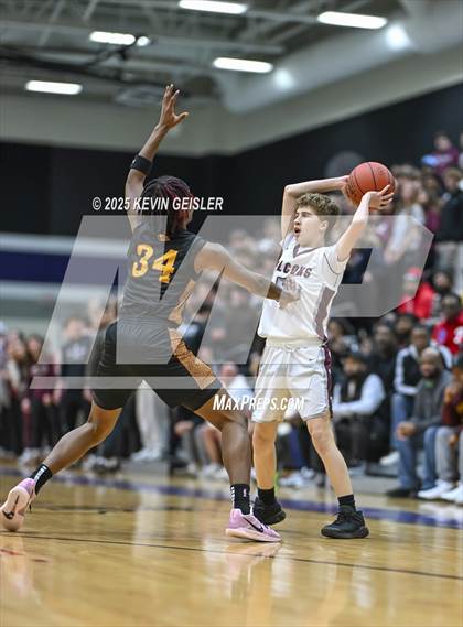Thumbnail 3 in West Allis Central vs. Westosha Central (WIAA Division 1 Third Round) photogallery.