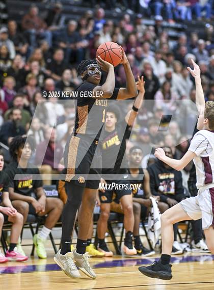 Thumbnail 2 in West Allis Central vs. Westosha Central (WIAA Division 1 Third Round) photogallery.