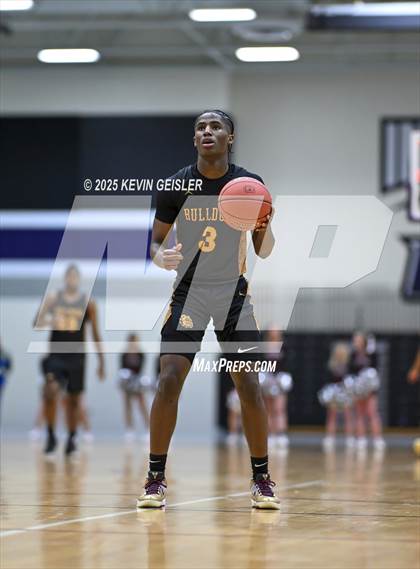 Thumbnail 1 in West Allis Central vs. Westosha Central (WIAA Division 1 Third Round) photogallery.