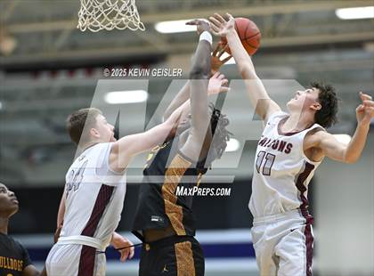 Thumbnail 1 in West Allis Central vs. Westosha Central (WIAA Division 1 Third Round) photogallery.