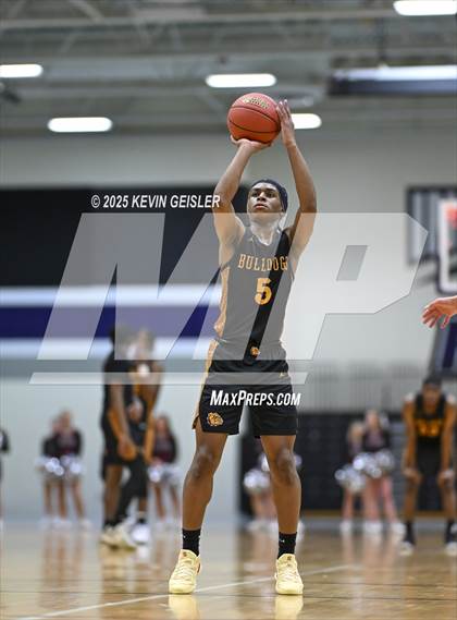 Thumbnail 1 in West Allis Central vs. Westosha Central (WIAA Division 1 Third Round) photogallery.