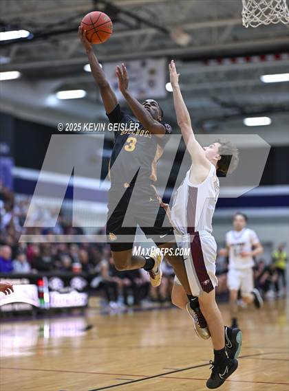 Thumbnail 2 in West Allis Central vs. Westosha Central (WIAA Division 1 Third Round) photogallery.