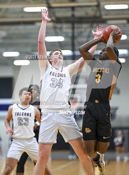Thumbnail 2 in West Allis Central vs. Westosha Central (WIAA Division 1 Third Round) photogallery.