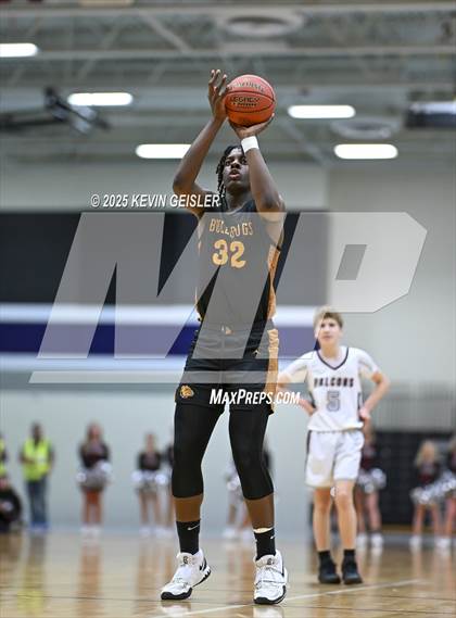 Thumbnail 1 in West Allis Central vs. Westosha Central (WIAA Division 1 Third Round) photogallery.