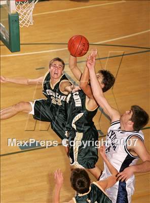 Thumbnail 3 in La Costa Canyon vs. Loyola (Torrey Pines Holiday Prep Classic) photogallery.