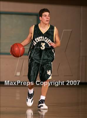 Thumbnail 3 in La Costa Canyon vs. Loyola (Torrey Pines Holiday Prep Classic) photogallery.