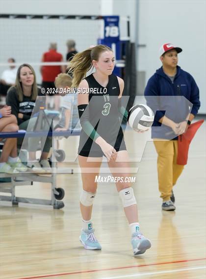 Thumbnail 1 in El Camino vs. Tanque Verde (Nike TOC Southwest) photogallery.