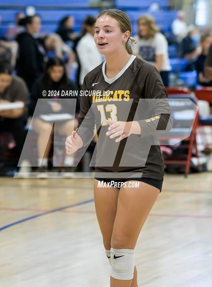 Thumbnail 2 in El Camino vs. Tanque Verde (Nike TOC Southwest) photogallery.