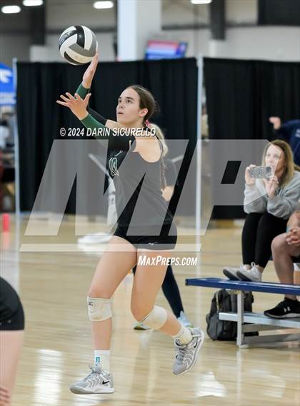 Thumbnail 2 in El Camino vs. Tanque Verde (Nike TOC Southwest) photogallery.