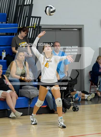 Thumbnail 3 in El Camino vs. Tanque Verde (Nike TOC Southwest) photogallery.