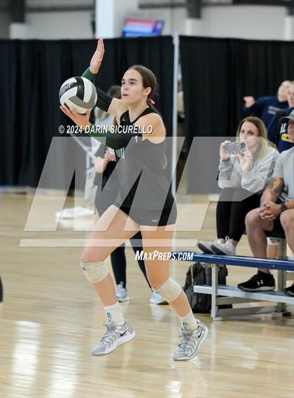Thumbnail 1 in El Camino vs. Tanque Verde (Nike TOC Southwest) photogallery.