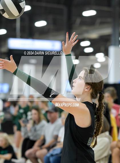Thumbnail 1 in El Camino vs. Tanque Verde (Nike TOC Southwest) photogallery.