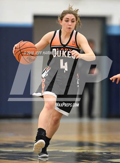 Thumbnail 2 in Louisville vs. Marlington photogallery.