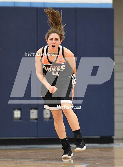 Thumbnail 3 in Louisville vs. Marlington photogallery.