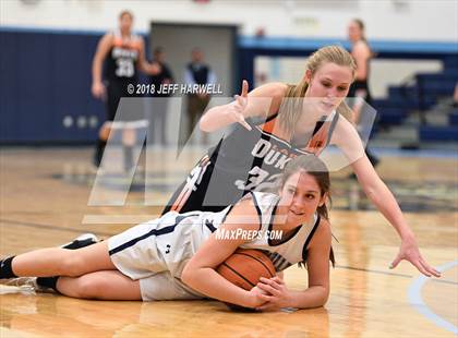 Thumbnail 3 in Louisville vs. Marlington photogallery.
