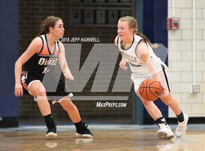 Thumbnail 1 in Louisville vs. Marlington photogallery.