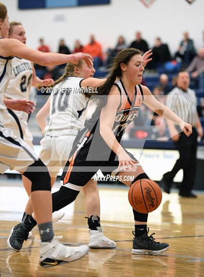 Thumbnail 2 in Louisville vs. Marlington photogallery.