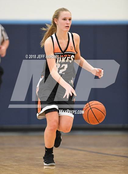 Thumbnail 2 in Louisville vs. Marlington photogallery.