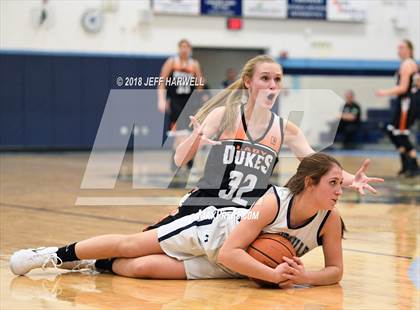 Thumbnail 2 in Louisville vs. Marlington photogallery.