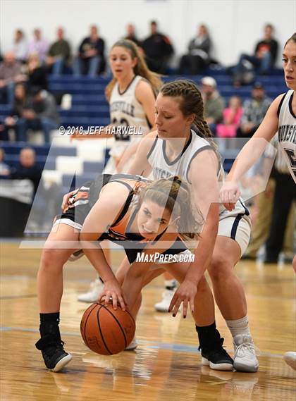 Thumbnail 3 in Louisville vs. Marlington photogallery.