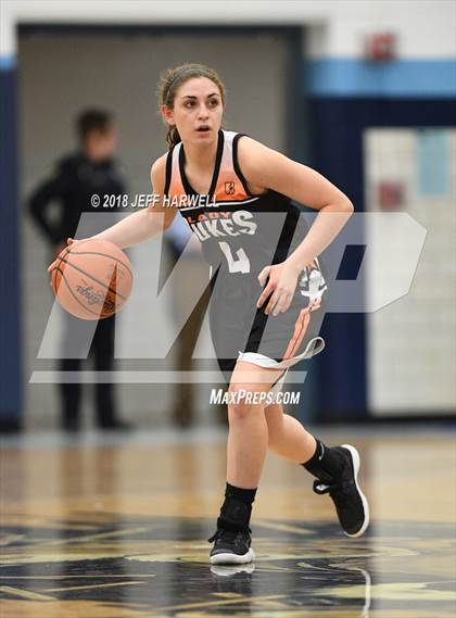 Thumbnail 3 in Louisville vs. Marlington photogallery.