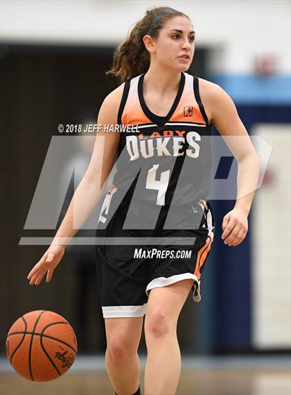Thumbnail 3 in Louisville vs. Marlington photogallery.