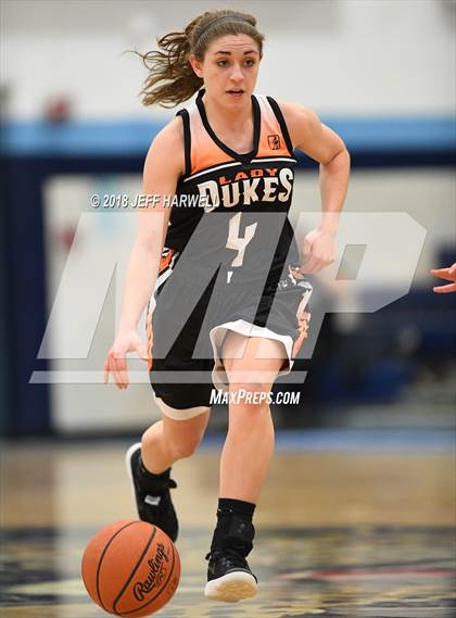 Thumbnail 2 in Louisville vs. Marlington photogallery.