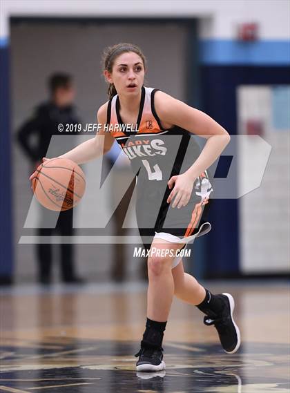 Thumbnail 3 in Louisville vs. Marlington photogallery.